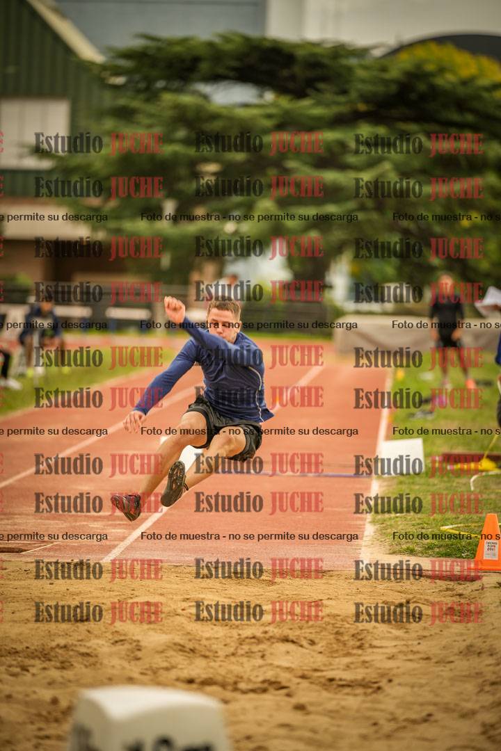 Fotos del salto triple - incluye todas las tandas