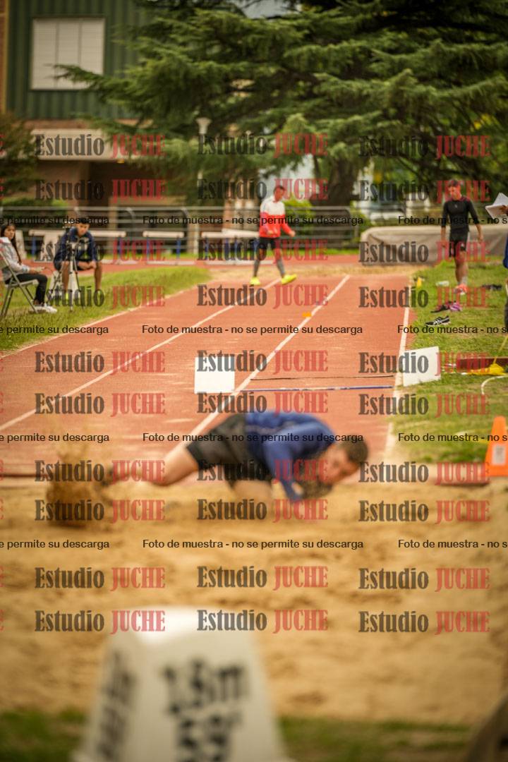 Fotos del salto triple - incluye todas las tandas