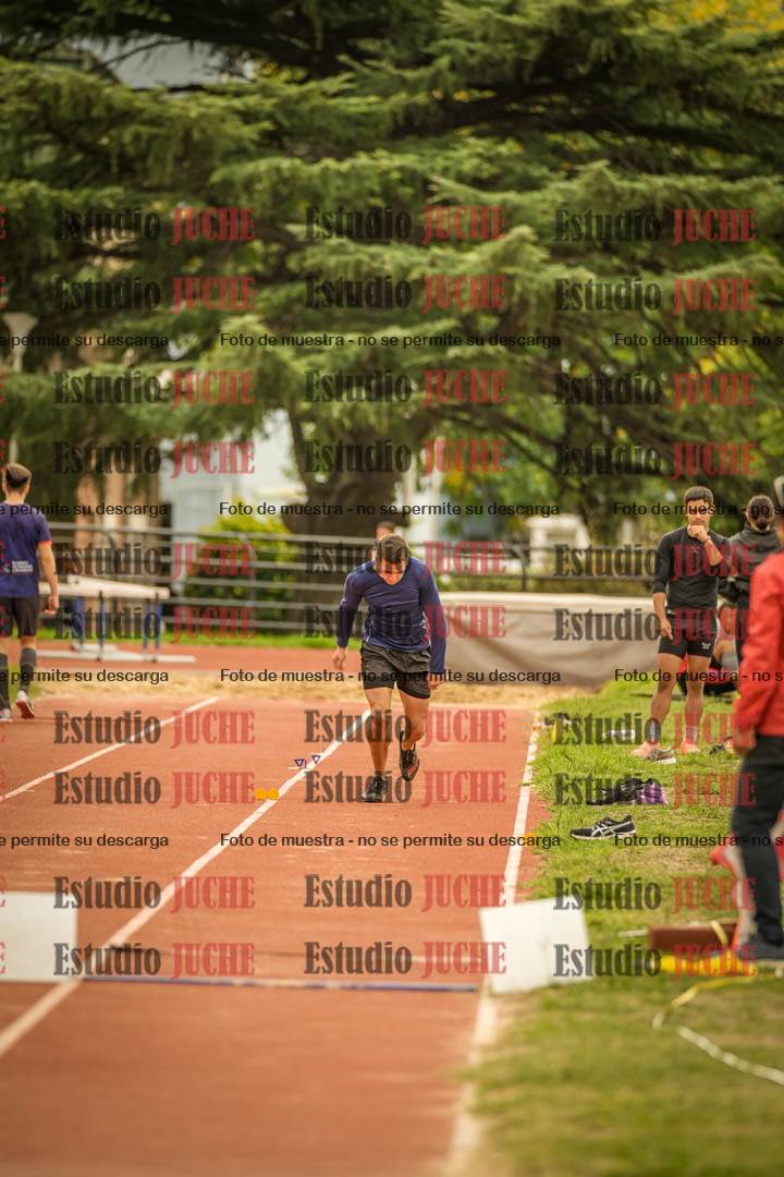 Fotos del salto triple - incluye todas las tandas