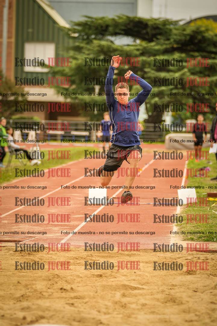 Fotos del salto triple - incluye todas las tandas