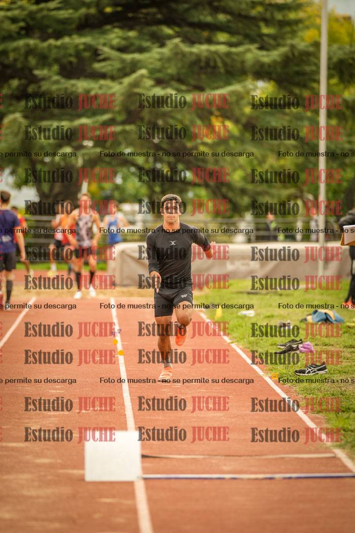 Fotos del salto triple - incluye todas las tandas