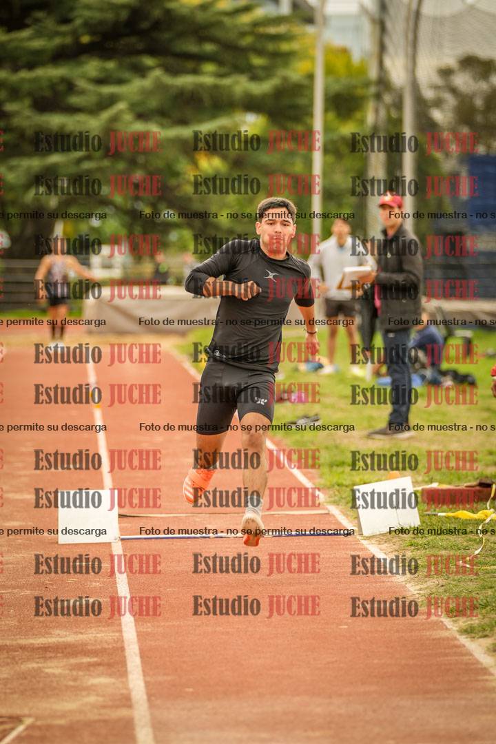 Fotos del salto triple - incluye todas las tandas