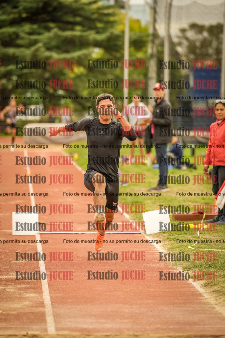 Fotos del salto triple - incluye todas las tandas