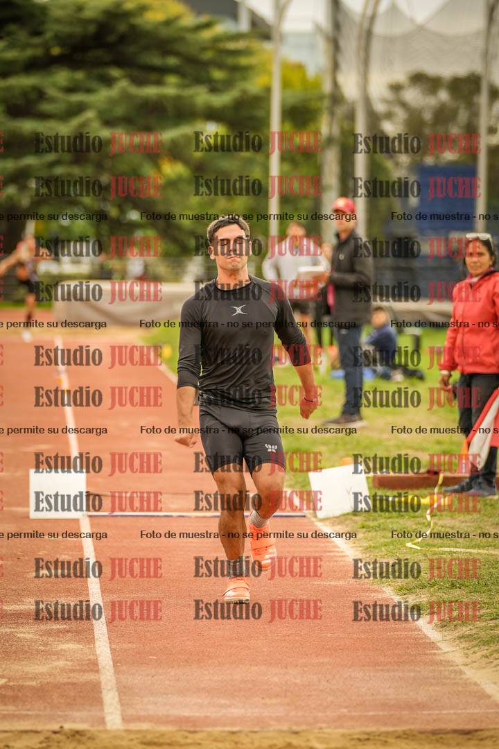 Fotos del salto triple - incluye todas las tandas