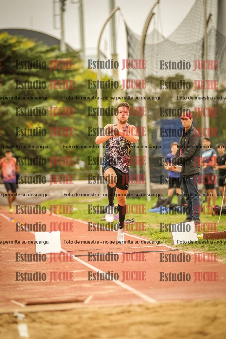 Fotos del salto triple - incluye todas las tandas