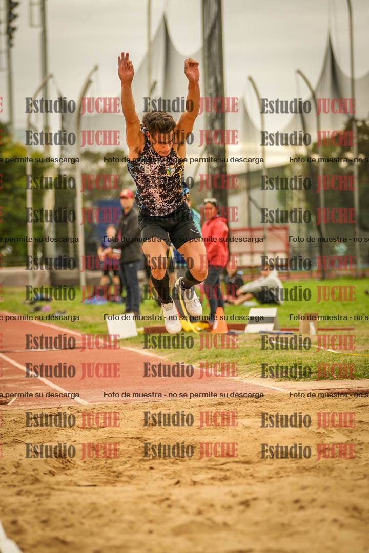 Fotos del salto triple - incluye todas las tandas