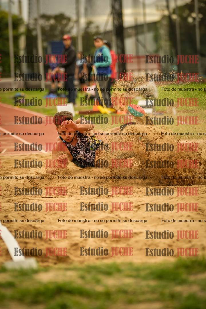 Fotos del salto triple - incluye todas las tandas