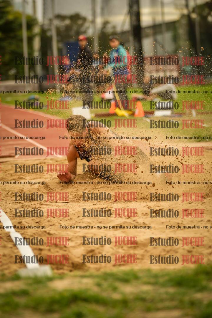 Fotos del salto triple - incluye todas las tandas