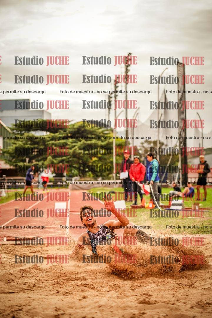 Fotos del salto triple - incluye todas las tandas