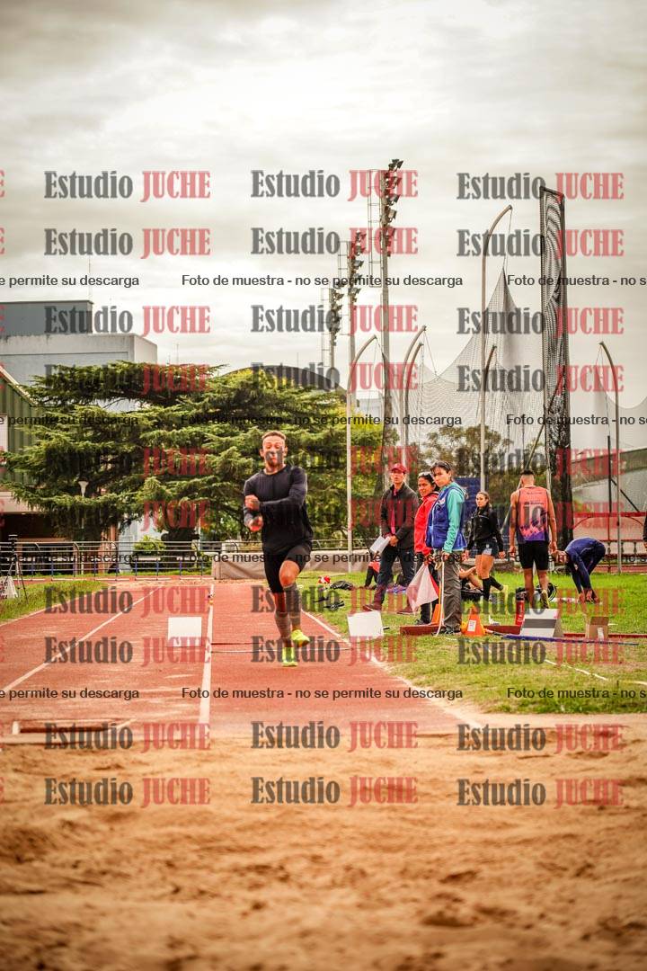 Fotos del salto triple - incluye todas las tandas