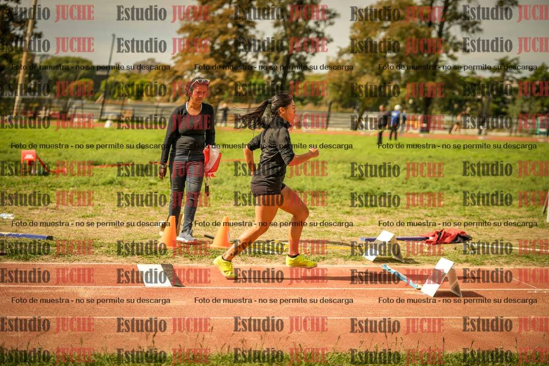 Fotos del salto triple - incluye todas las tandas
