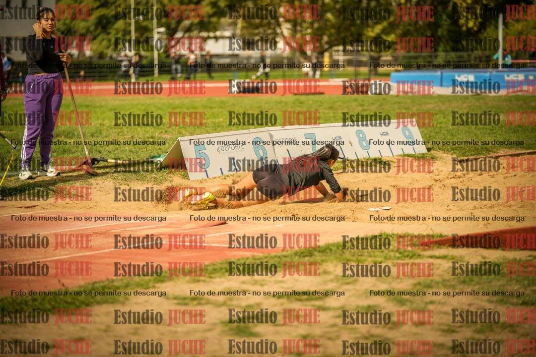 Fotos del salto triple - incluye todas las tandas
