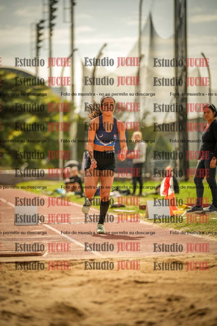 Fotos del salto triple - incluye todas las tandas