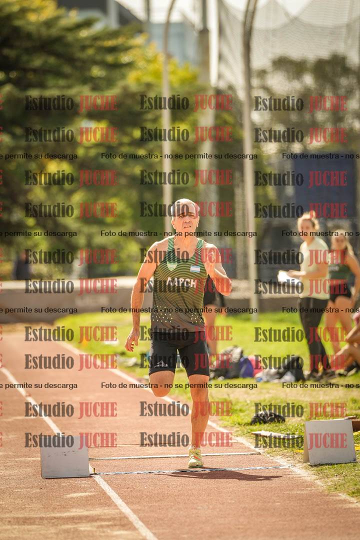Fotos del salto triple - incluye todas las tandas