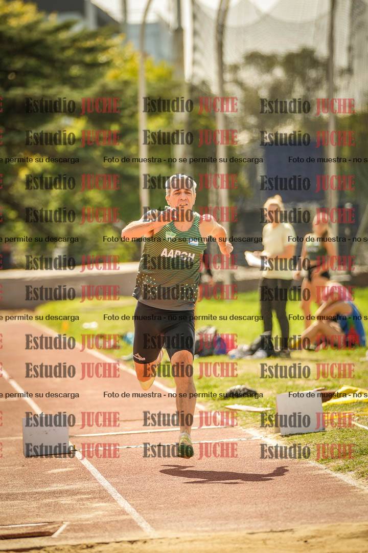 Fotos del salto triple - incluye todas las tandas