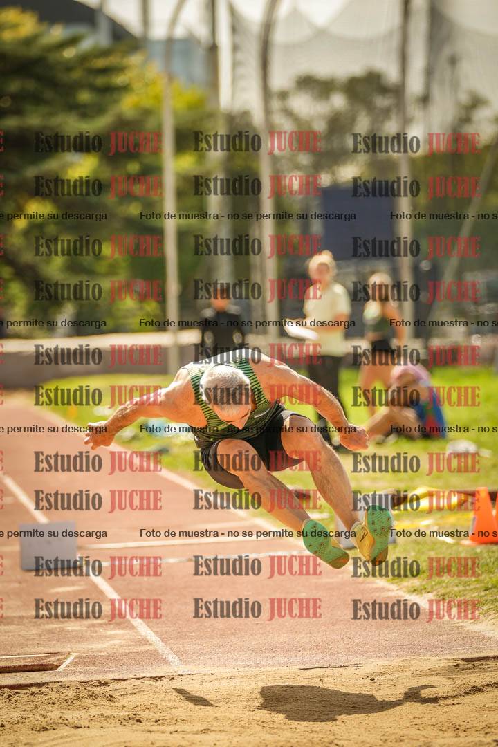 Fotos del salto triple - incluye todas las tandas
