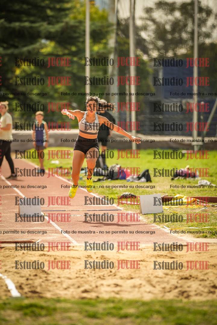 Fotos del salto triple - incluye todas las tandas