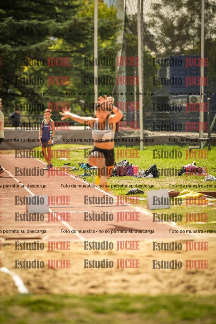 Fotos del salto triple - incluye todas las tandas
