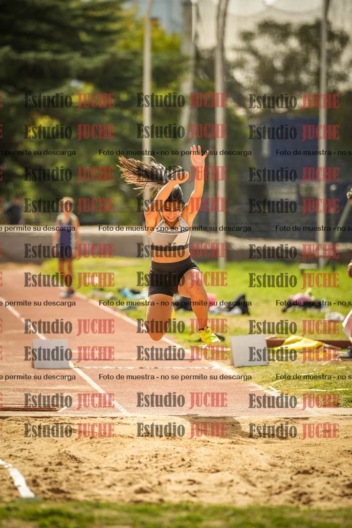 Fotos del salto triple - incluye todas las tandas