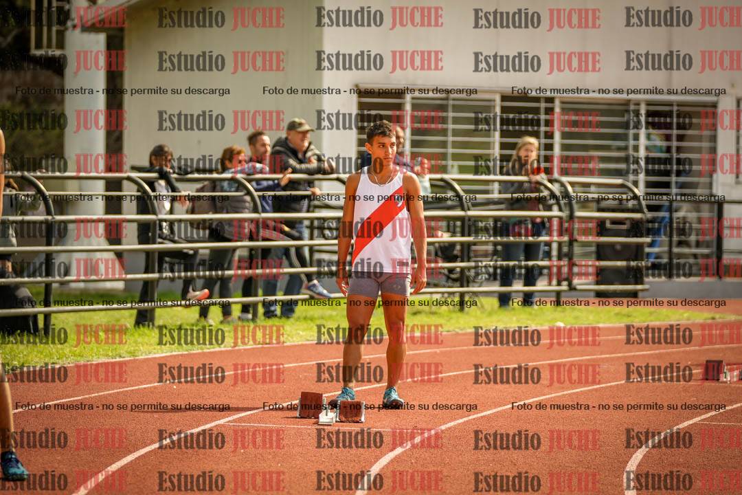 Fotos de los 400 m con vallas de varones