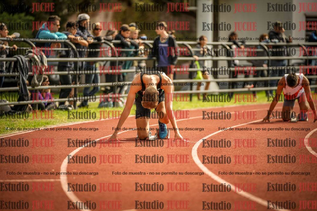 Fotos de los 400 m con vallas de varones