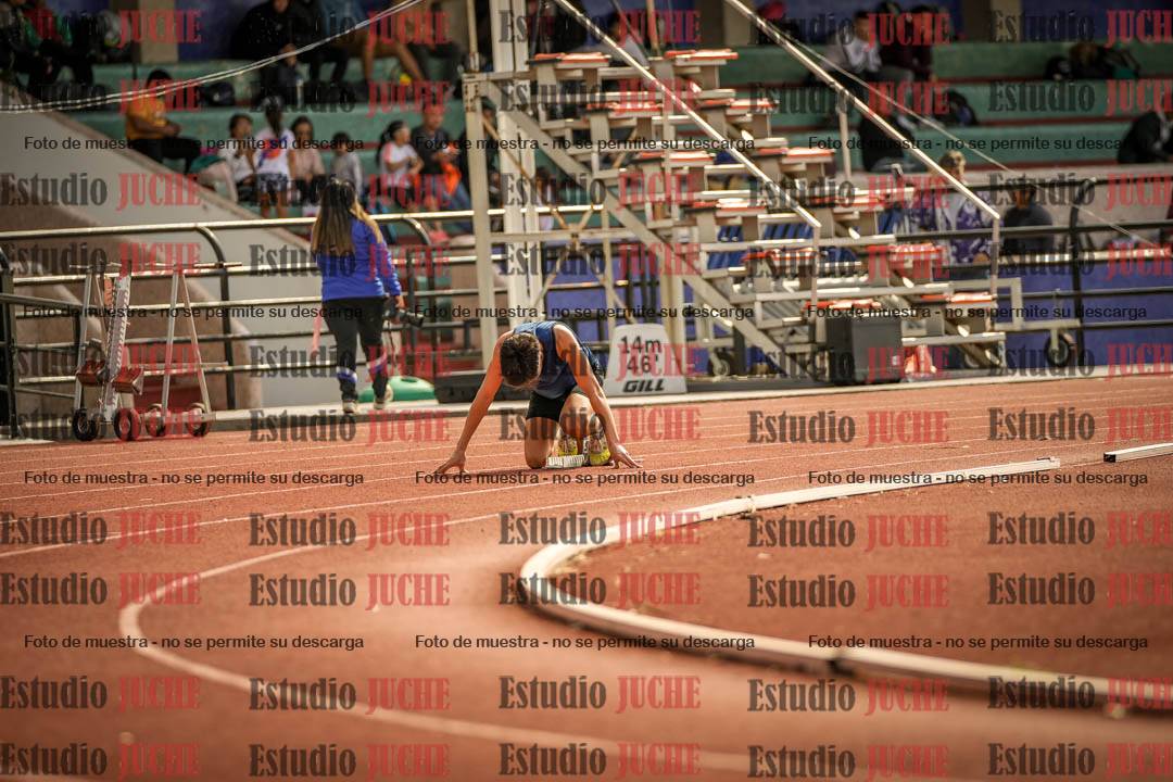 Fotos de los 400 m con vallas de varones