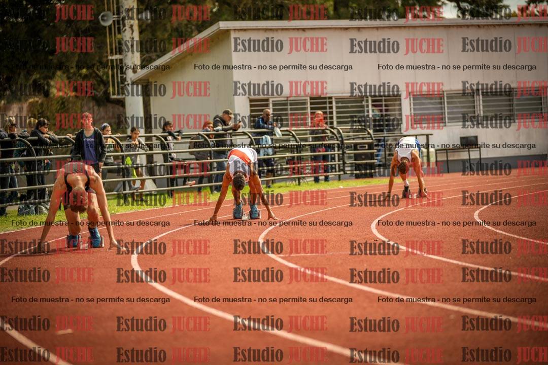 Fotos de los 400 m con vallas de varones