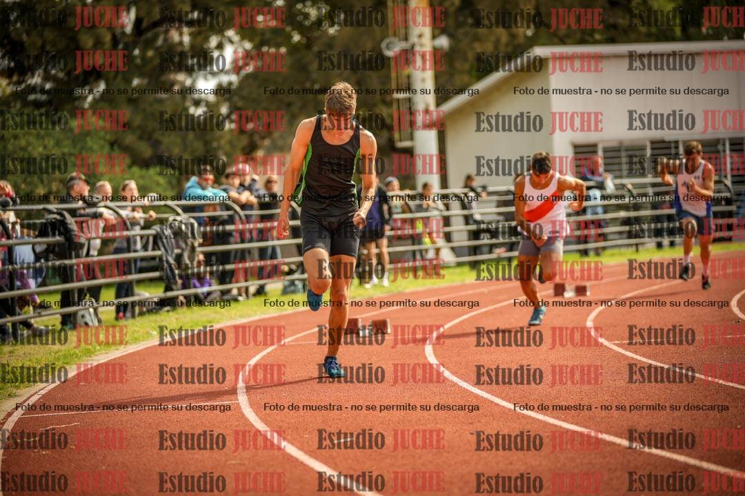 Fotos de los 400 m con vallas de varones