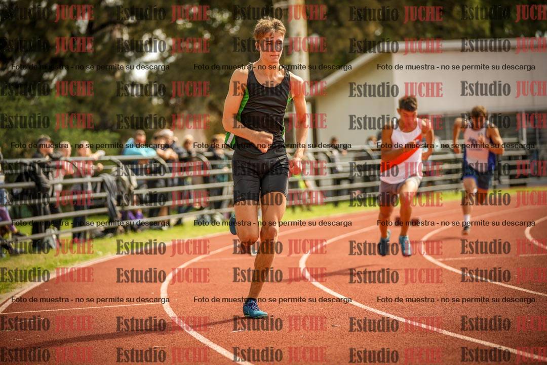 Fotos de los 400 m con vallas de varones