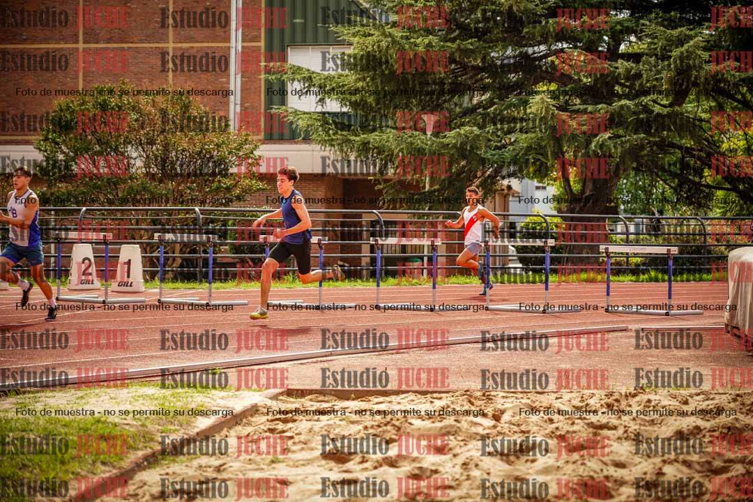 Fotos de los 400 m con vallas de varones