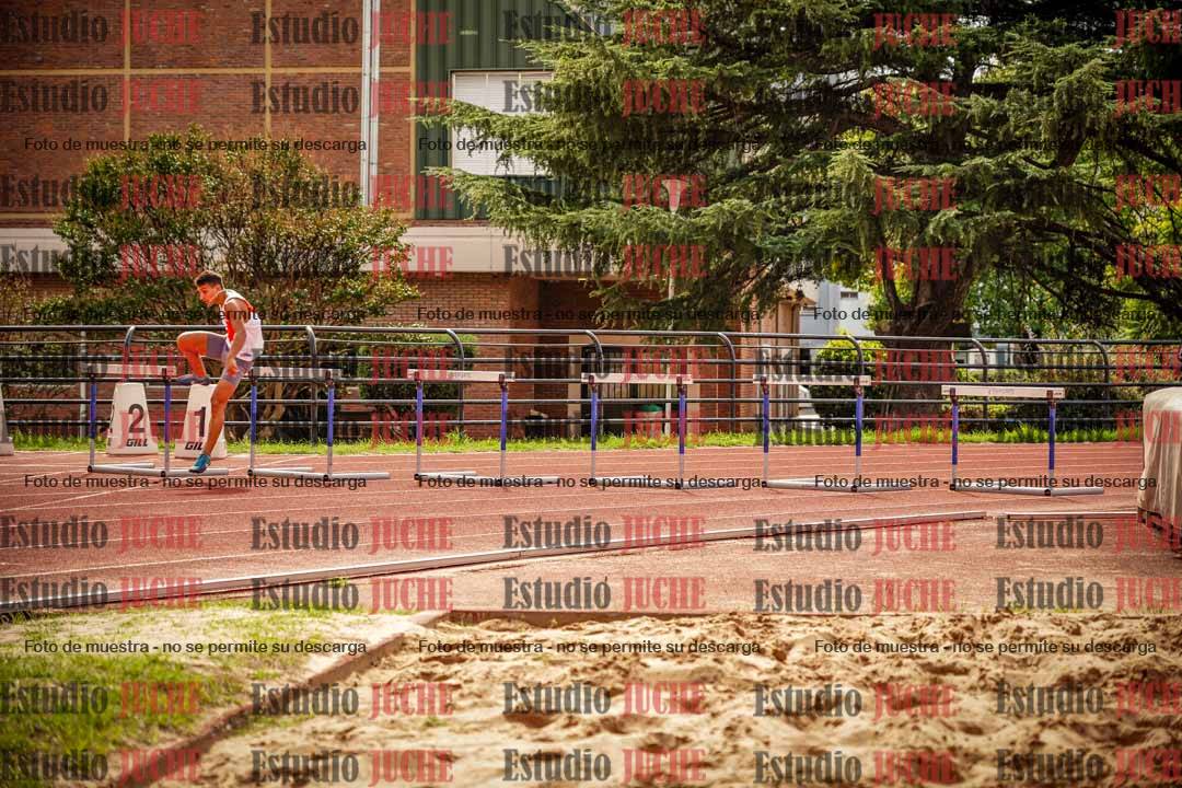 Fotos de los 400 m con vallas de varones