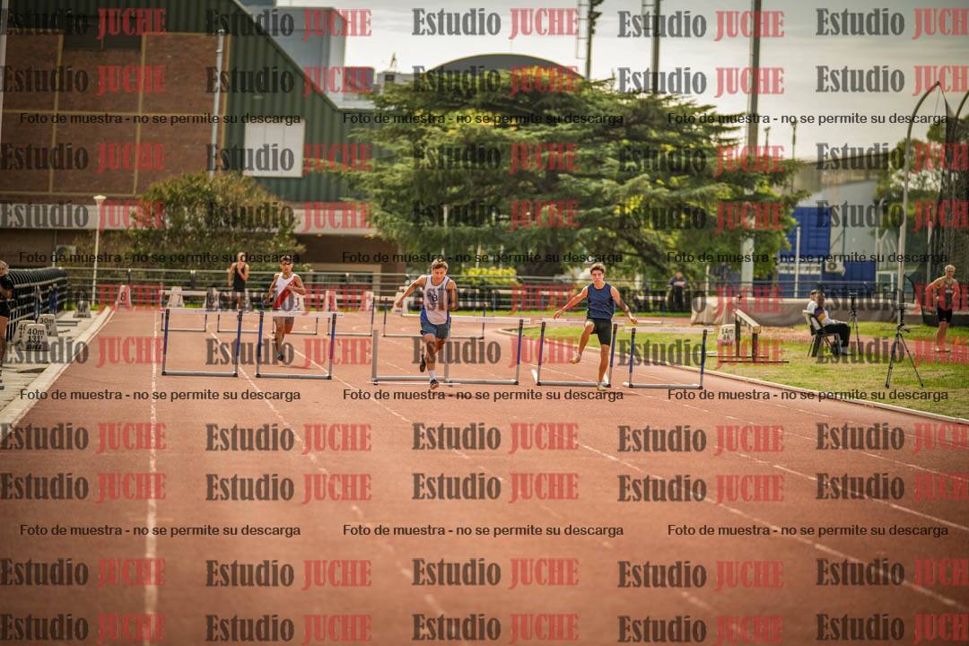 Fotos de los 400 m con vallas de varones