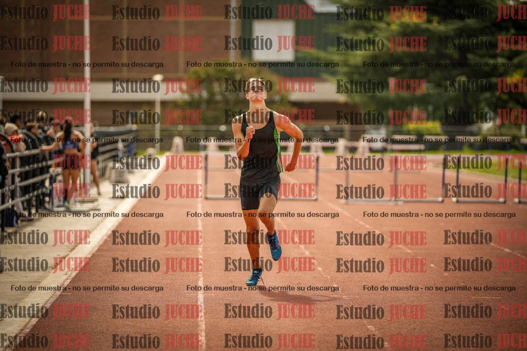 Fotos de los 400 m con vallas de varones