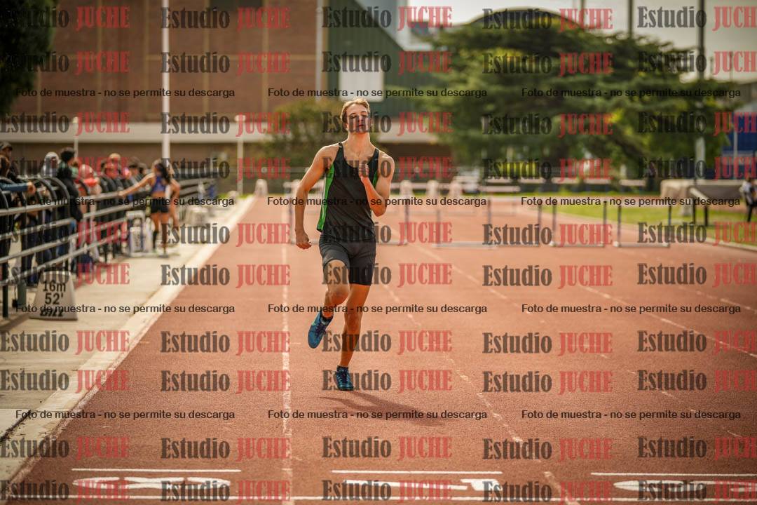 Fotos de los 400 m con vallas de varones