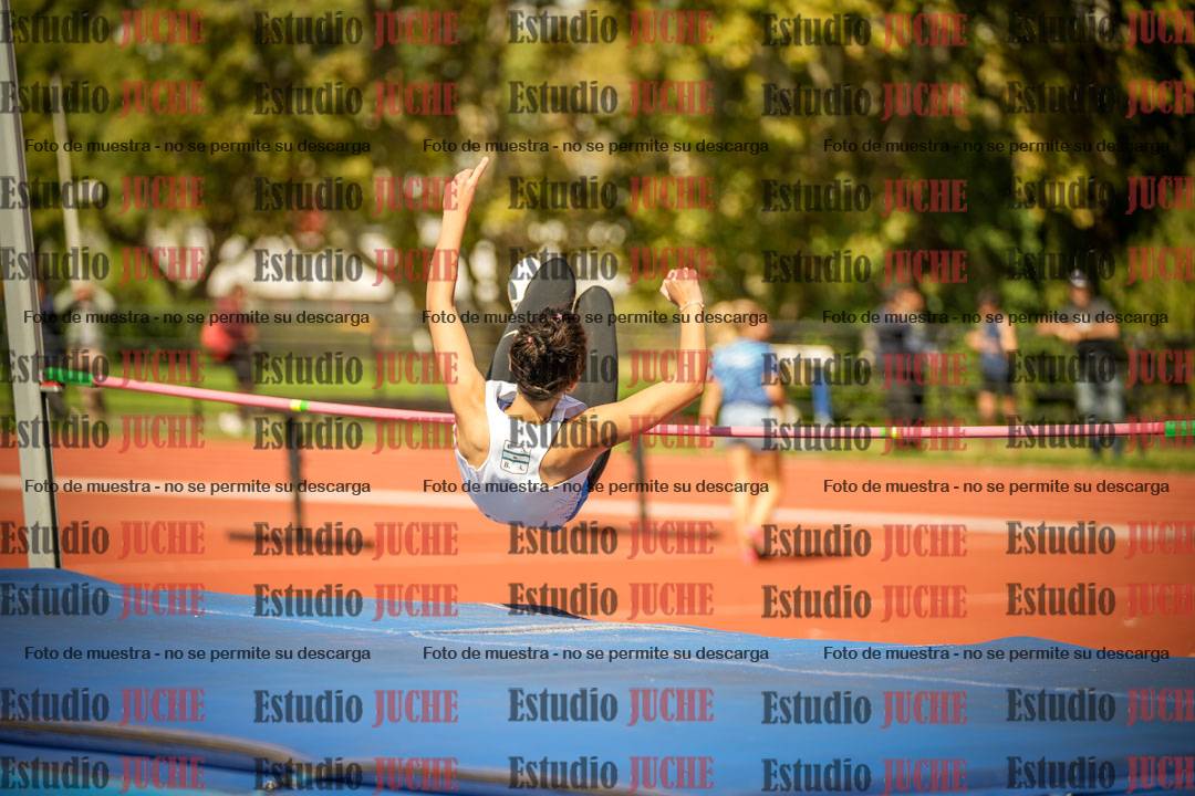 Fotos del salto en alto - incluye todos los grupos