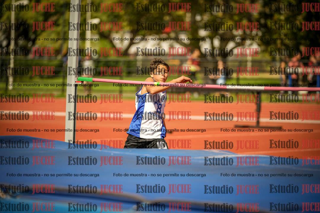 Fotos del salto en alto - incluye todos los grupos