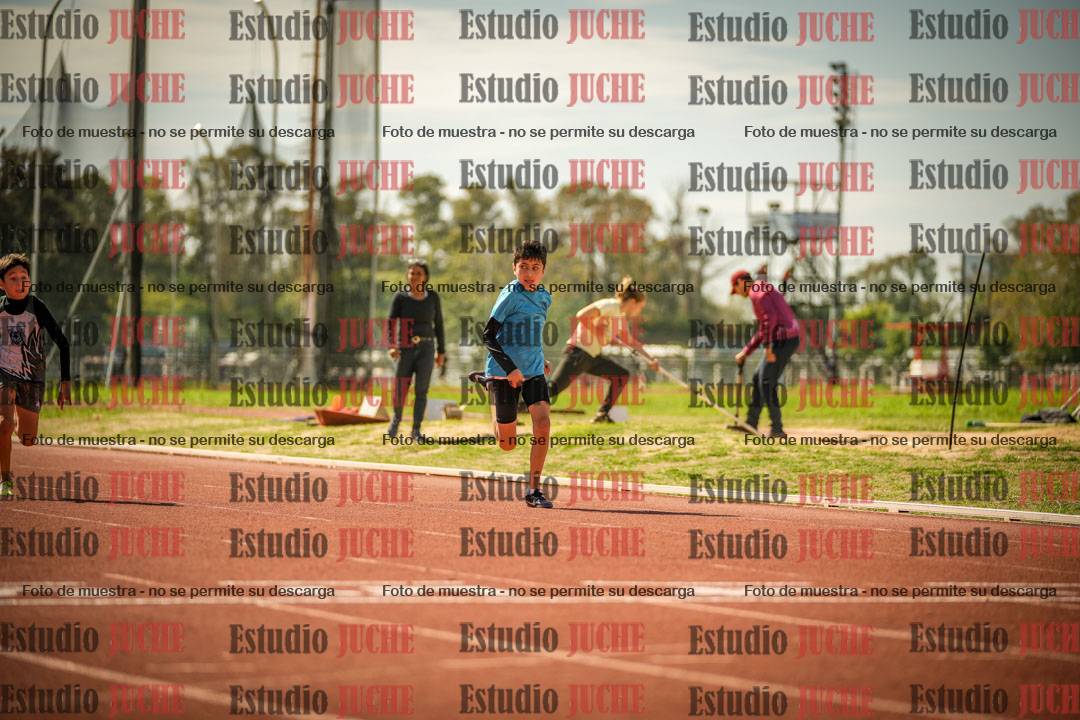 Fotos de los 50 m llanos de varones - U12