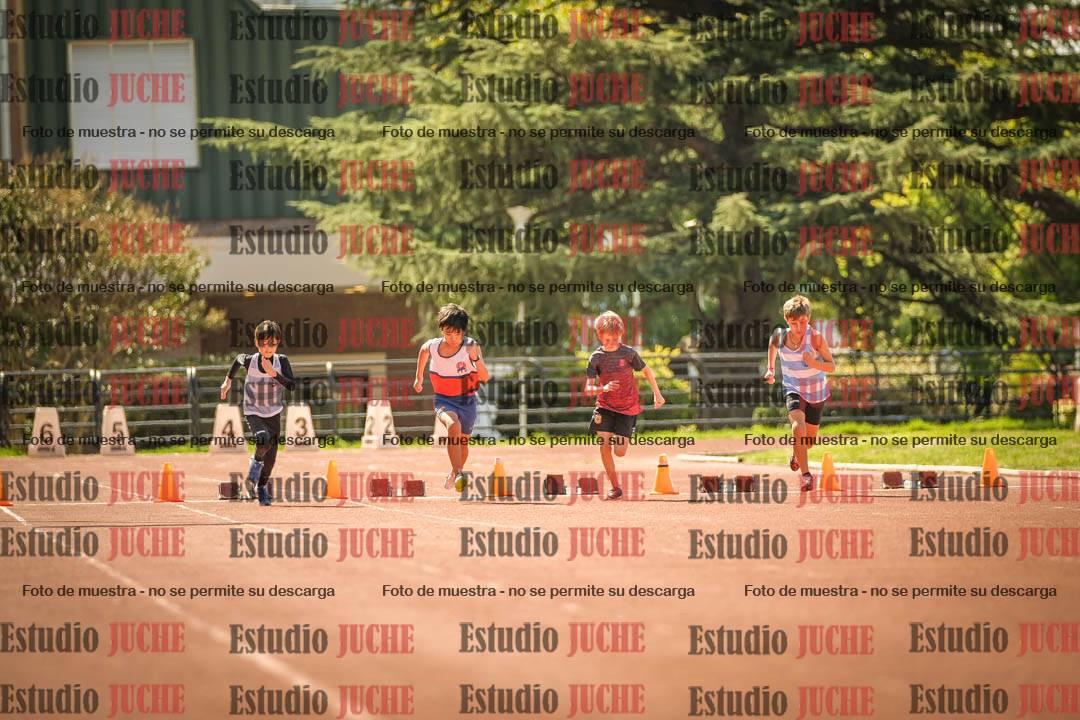 Fotos de los 50 m llanos de varones - U12