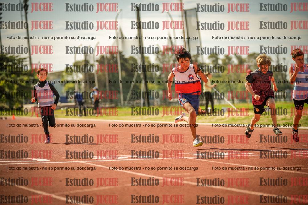 Fotos de los 50 m llanos de varones - U12