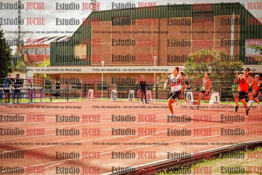 Fotos de los 200 m llanos de varones