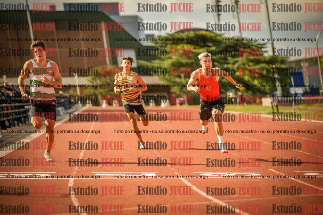 Fotos de los 200 m llanos de varones