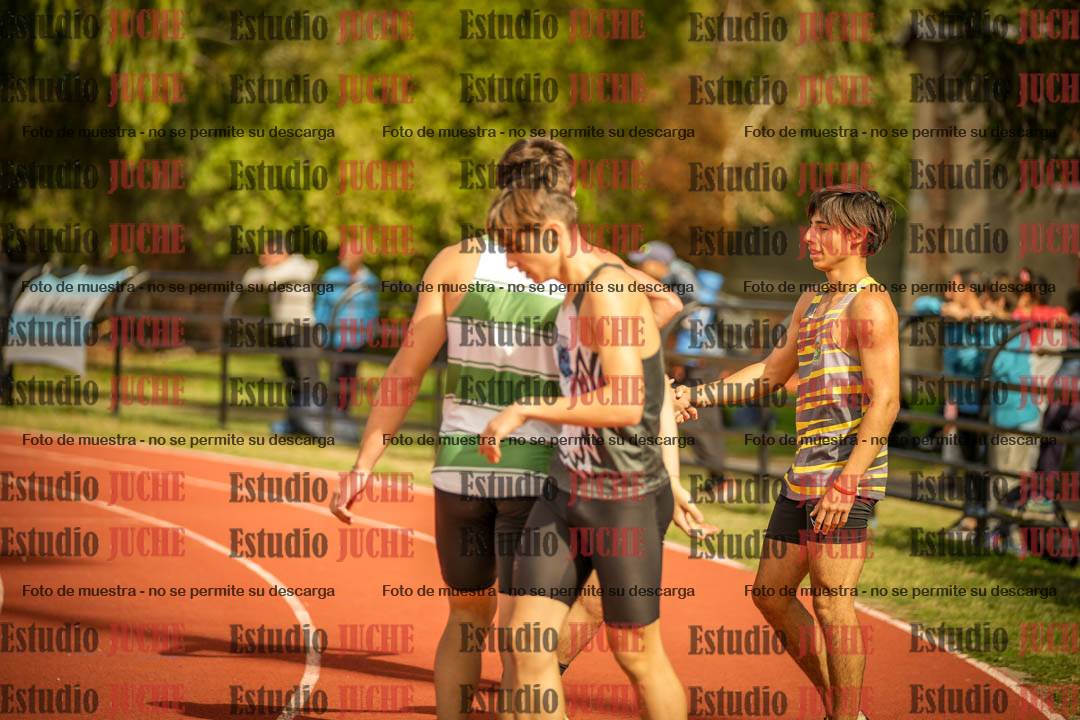Fotos de los 200 m llanos de varones