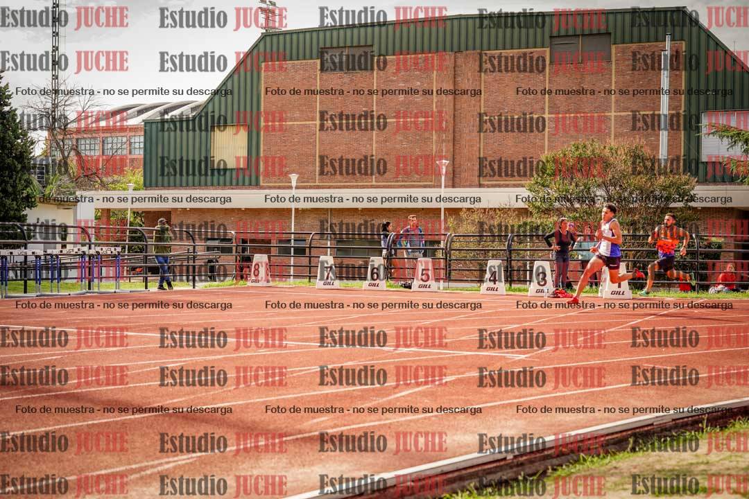 Fotos de los 200 m llanos de varones