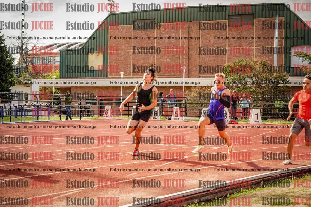 Fotos de los 200 m llanos de varones
