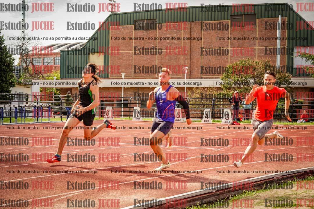 Fotos de los 200 m llanos de varones