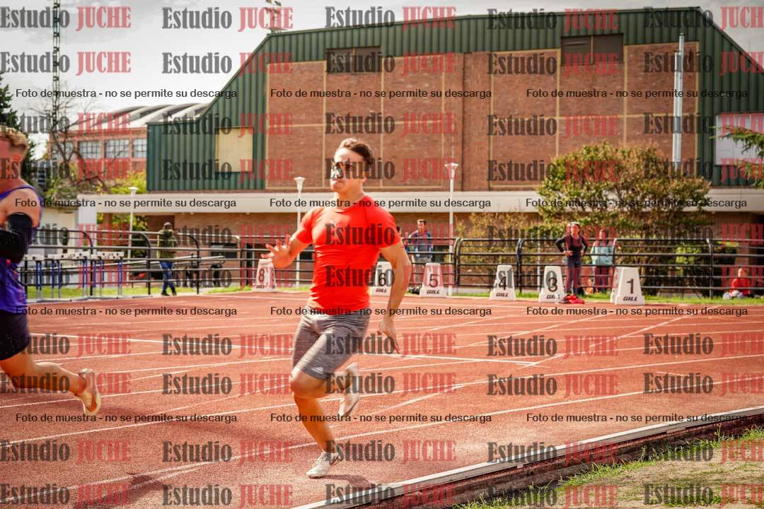Fotos de los 200 m llanos de varones