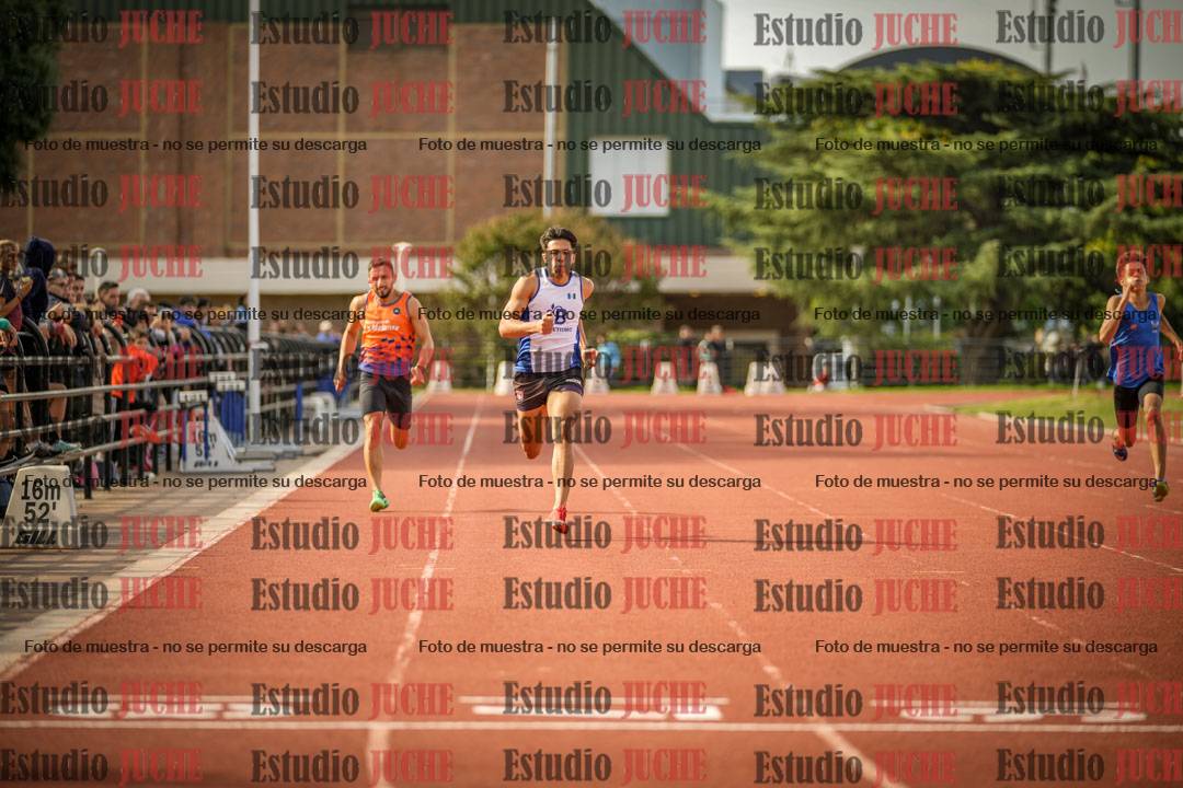 Fotos de los 200 m llanos de varones