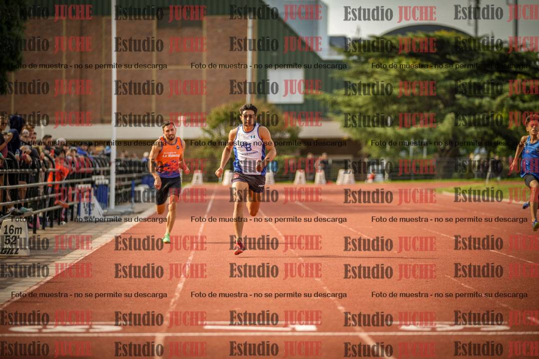 Fotos de los 200 m llanos de varones