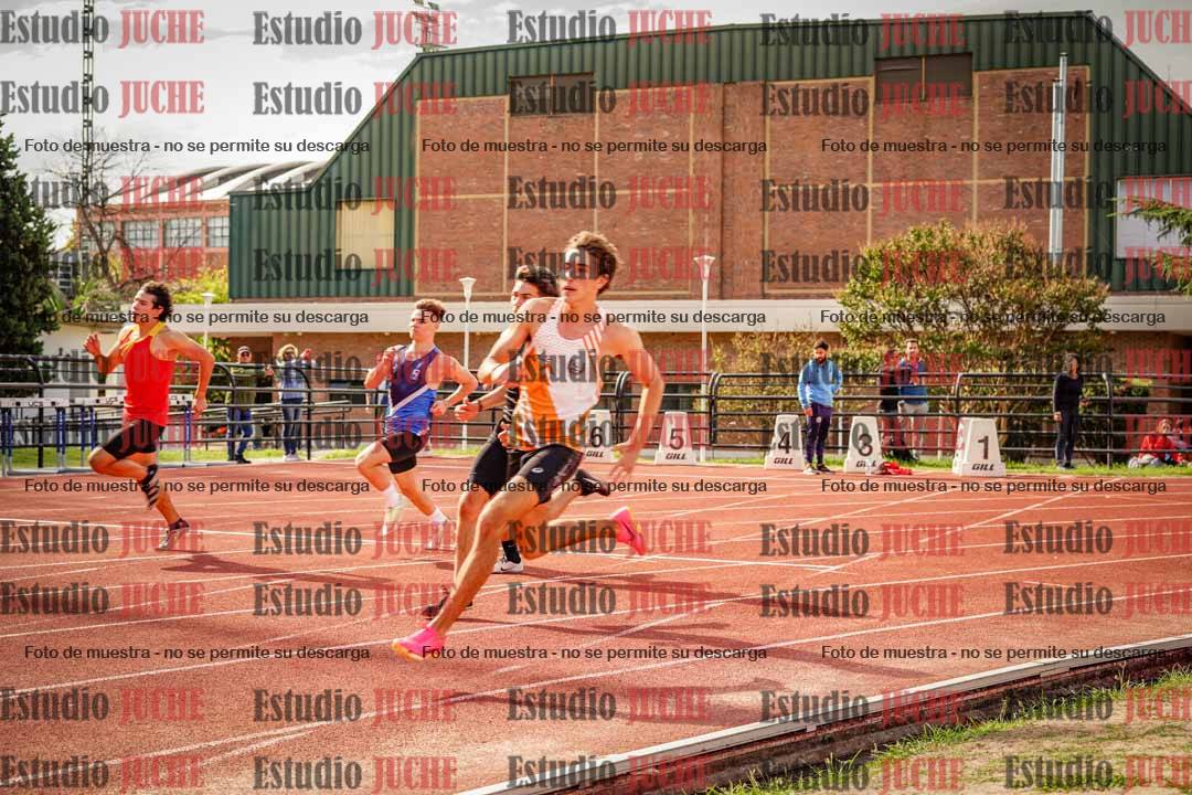 Fotos de los 200 m llanos de varones