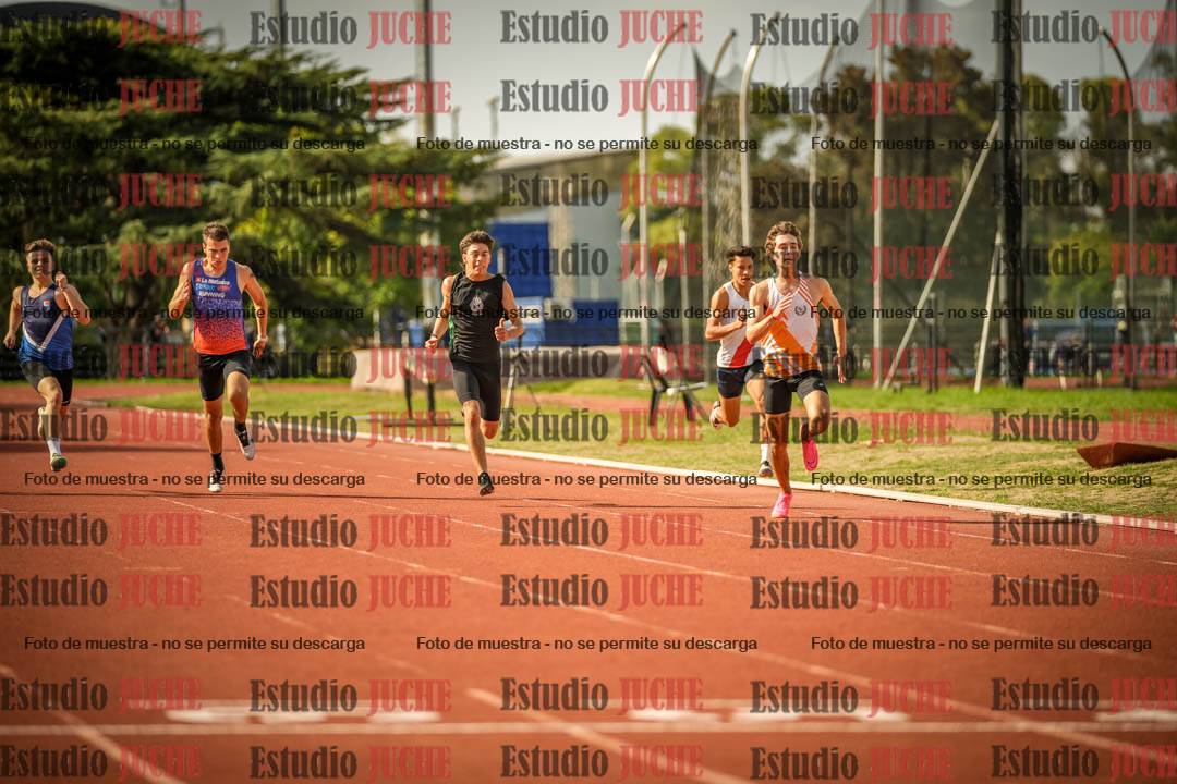 Fotos de los 200 m llanos de varones